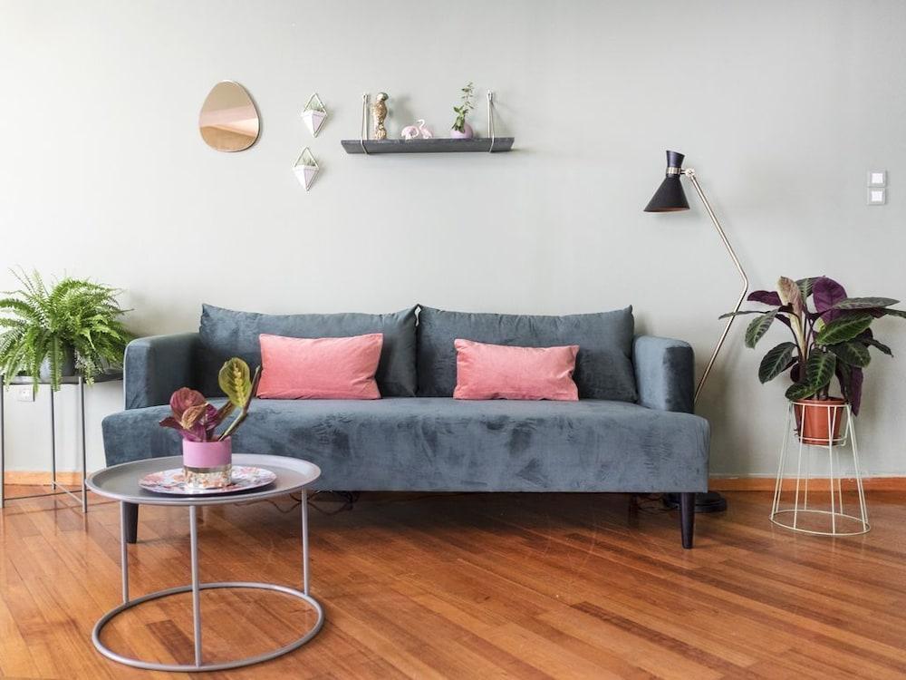 Live Life Plaka Apartment Афины Экстерьер фото