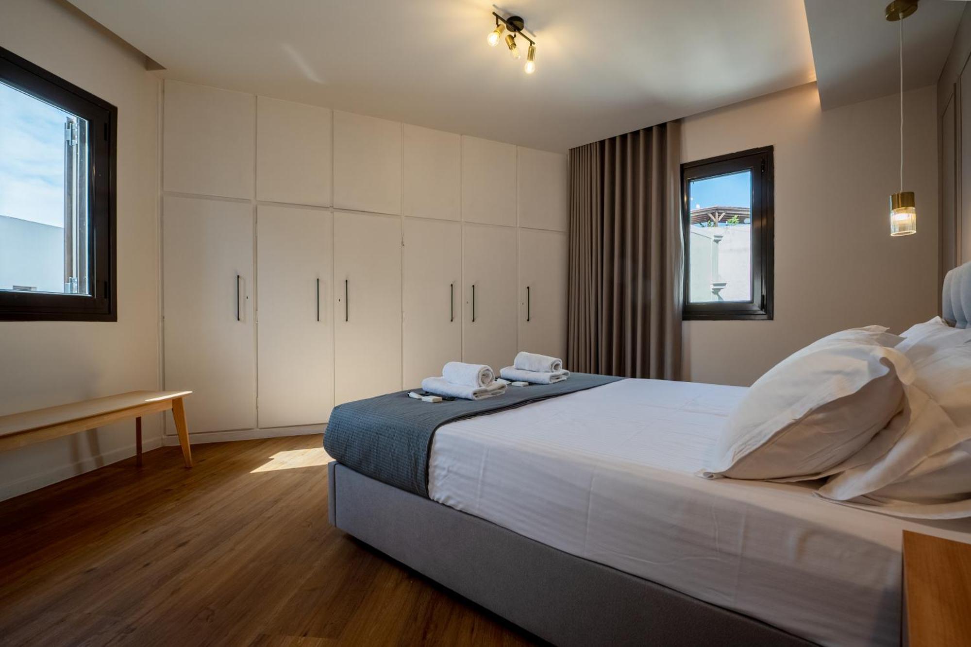 Live Life Plaka Apartment Афины Экстерьер фото
